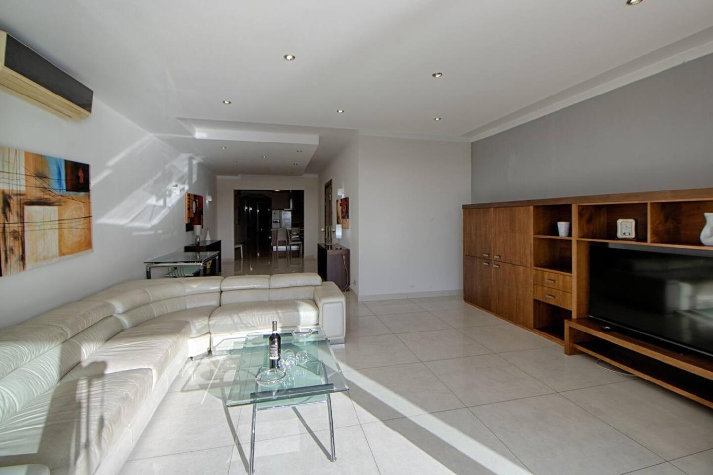 The Strand Apartments By Homely Sliema Exterior photo