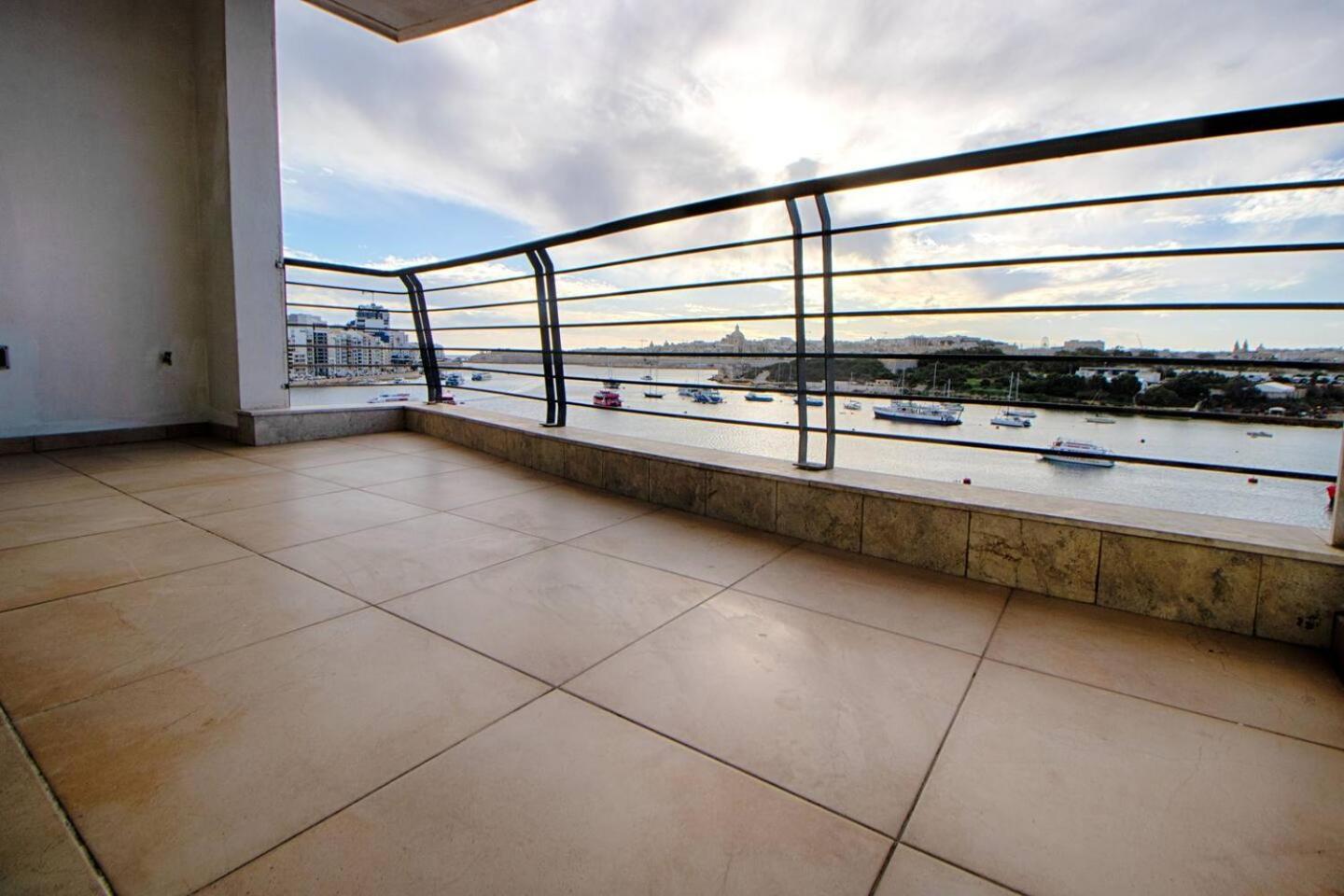 The Strand Apartments By Homely Sliema Exterior photo